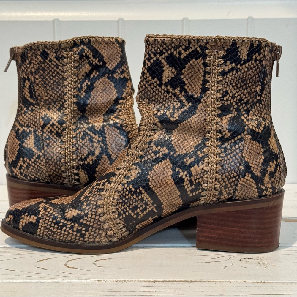 Unique and Stylish Brown Snake Print Ankle Boots - Picture 8 of 10